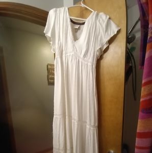 This is a size woman's small white dress.